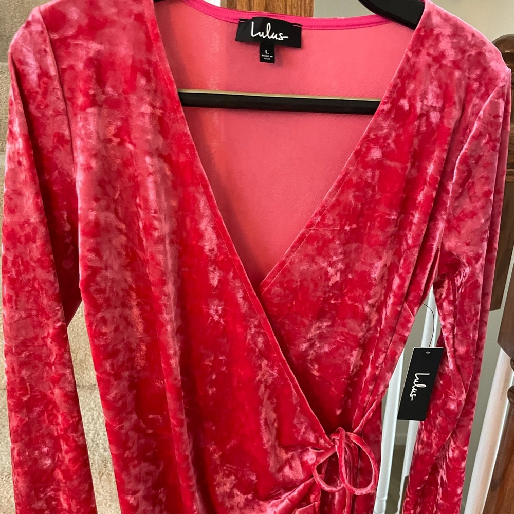 Lulu’s Long Sleeve Velvet Dress - Picture 2 of 3